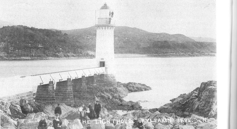Circa 1890s - Visitors to Kyleakin Lighthouse