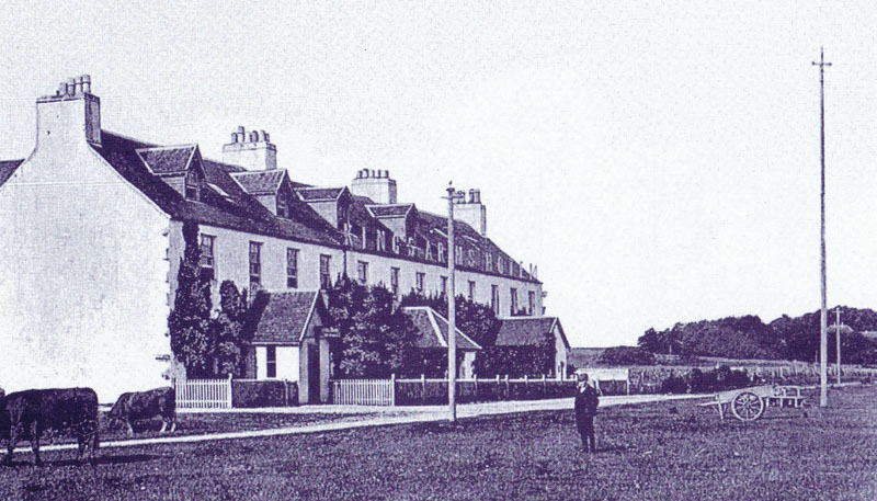 Circa 1910 - Kyleakin Hotel and Kings Arms Hotel